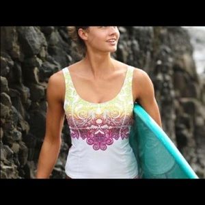 Athleta Hilo Shoreside Tankini top